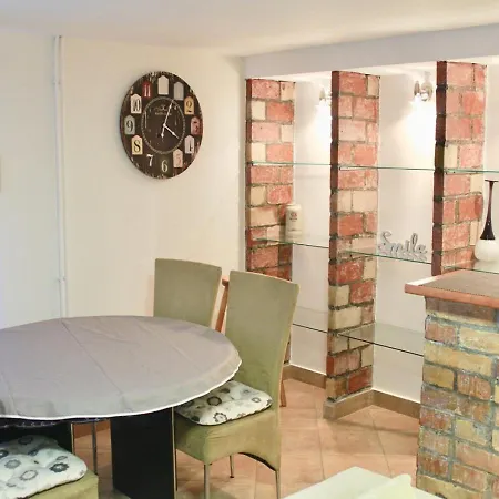 Apartament Queen *