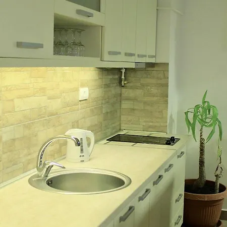 アパート Queen *