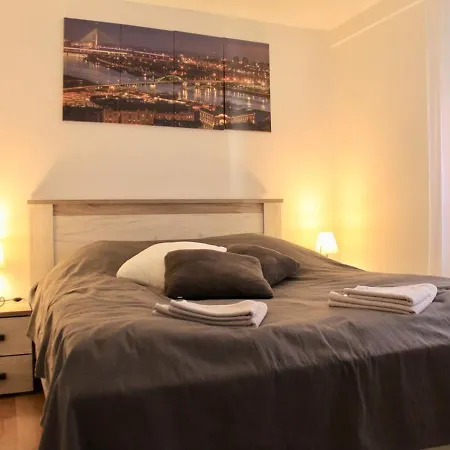 Queen * ベオグラード