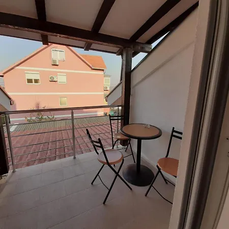 Apartament Queen *